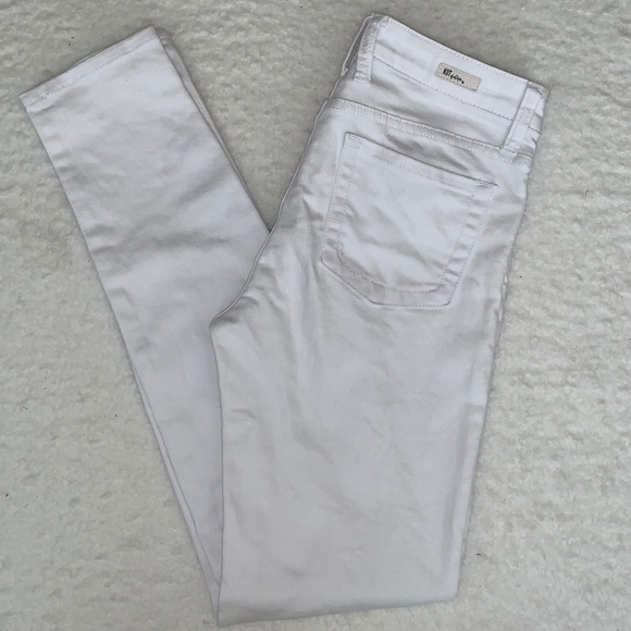 NWOT- Kut from the Kloth Diana Skinny Jeans!! - Picture 6 of 8